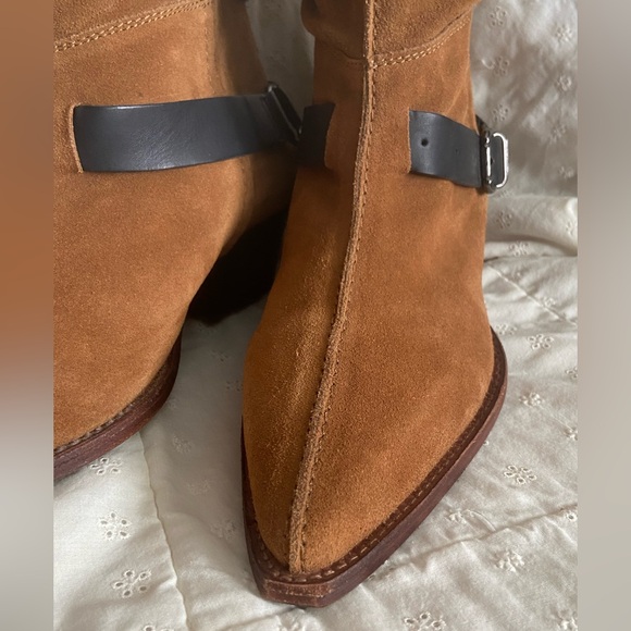 Free People Back-lace Sway Low Slouchy Boots. Western inspired suede pull-on. - Picture 9 of 16